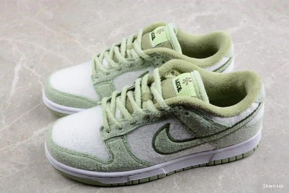 Nike DQ7579-300 Low Fleece Dunk Pack SE Honeydew 0717